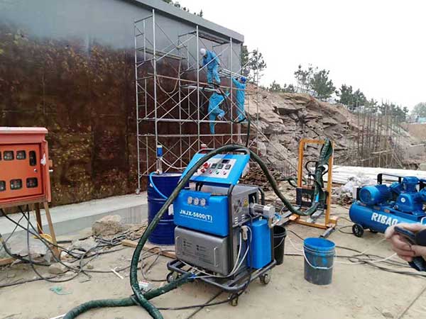 聚脲噴涂機價(jià)格(圖2) 聚脲噴涂機JNJX-H5600(T)
